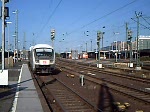 115 158-6 zieht 120 134 + 120 142 & einen Schadwagenzug durch den Dortmunder Hbf am 29.06.2008 18:17Uhr links der stehende IC 2012 auf Gleis 26