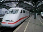 Ausfahrt des ICE 28 nach Kiel mit Br 401 011  Nrnberg  aus Kln Hbf.