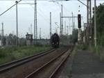 52 8154-8 in Leipzig Plagwitz nach Adorf Vogtland ...(wohl die letzte Fahrt eines Dampfsonderzuges in den Alten Bahnhof Plagwitz bis zum Abriss) 14.05.2011