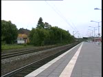 Durchfahrt der 145 001 durch den Bahnhof Rotenburg/Wmme am 12.6 mit einem GZ.