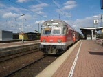 RE4  Wupper-Express  nach Aachen bei der Ausfahrt aus dem Dortmunder Hbf. Schublok: BR110    (27.07.07)