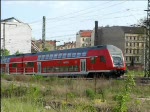 Zuerst verlsst eine BR 114 mit RE in Richtung Gesundbrunnen Berlin Hbf, kurz darauf kommt eine Doppeltraktion ICE T vorbei und zu guter letzt kommt ein RE aus Berlin Gesundbrunnen in Berlin Hbf (tief) an. 08.05.08