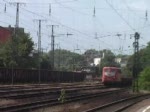 Zunchst durchfhrt 140 024 mit einem Gterzug Kln-West, dann folgt eine Doppeltraktion 151er mit einem Kohlezug.