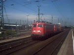 115 332 verlsst mit der Frischuntersuchten 181 214+einem untersuchten DOSTO als PBZ 93876 den Dortmunder Hbf am 04.07.2008 um 16:40