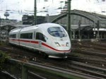 ICE 3 bei der Ausfahrt von Kln Hbf im 2005.