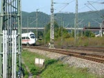 ICE 109 nach Innsbruck Hbf nhert sich mit 80 km/h dem Bahnhof Saalfeld (Saale). (19.09.2009)