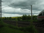 ICE 411 unterwegs in Richtung Naumburg an der Saale, kurz nach der Durchfahrt des Bahnhofes Niedertrebra (Thringen) 22.05.2013