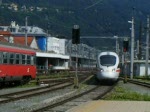 ICE562  St. Anton am Arlberg  von Wien Westbahnhof nach Bregenz bei der Einfahrt in den Innsbrucker Hbf.  25.07.08