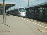 ICE-T nach Berlin Hbf bei der Ausfahrt aus dem Hbf Nrnberg. Aufzeichnung vom 18.05.07.