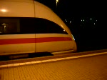 Ausfahrt des ICE 1517 am 22.12.2007 in Saalfeld (Saale), Gleis 4. Leider habe ich das Video etwas zu frh beendet...