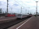 Der IC 2046 von Leipzig nach Kln hat Ausfahrt aus dem Dortmunder Hauptbahnhof.