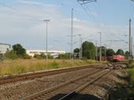 143 889-4 mit S1 von Rostock Hbf nach Warnemnde bei der Einfahrt im Haltepunkt Rostock-Bramow.Dies werden wohl die letzten Filmaufnahmen mit 143+DR Dosto´s auf der Strecke sein.04.08.2012