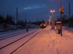 S1 von Rostock Hbf nach Warnemnde bei der Ausfahrt im Bahnhof Rostock-Bramow,inklusive Feuerwerk.08.12.2012