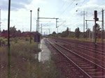 285 109 fhrt am 29.07.09 mit einem Gterzug durch Schnefeld Richtung Berlin.