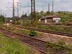 Ein fast leerer Containerzug der ITL bei der Durchfahrt des Seelzer Rangierbahnhofes am 16.05.2009