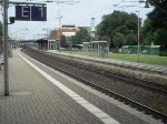 185 582 - 4 und Schwesterlok 185 632 - 7 der HGK durfahren mit Autozug den Bahnhof Peine Richtung Hannover aufgenommen am 02.08.2009