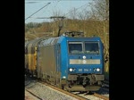 185 514-7 mit Autotransportwagen auf der Fahrt in Richtung Sden durch Ludwigsau-Friedlos. Aufgenommen am 06.04.2010. Gru an den Tf! ;)