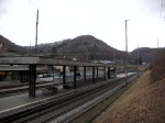 Dispo-Zug mit Re 4/4 II als IR Zofingen-Basel SBB bei der Durchfahrt in Tecknau am 09.01.2008